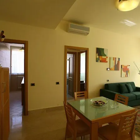 럭스 아파르타멘티 아파트호텔 3*