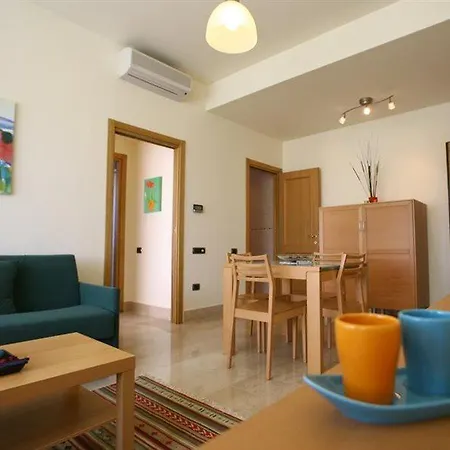 럭스 아파르타멘티 아파트호텔