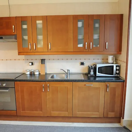 Aparthotel Lux 2*