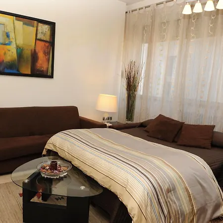 Aparthotel Lux Roma