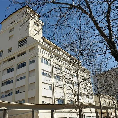 Aparthotel Lux 3*