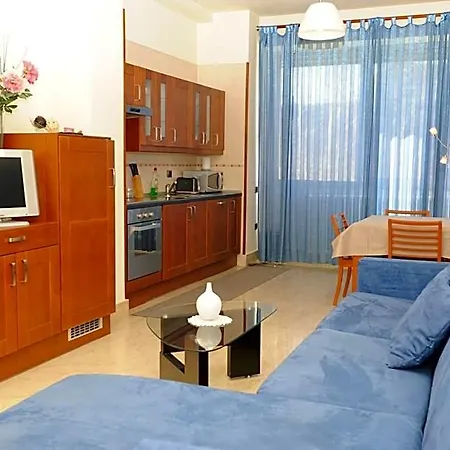 Lux Aparthotel Rome
