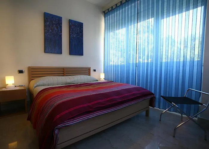 Aparthotel Lux 3*