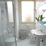 Lux 3*