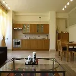Aparthotel Lux 3*