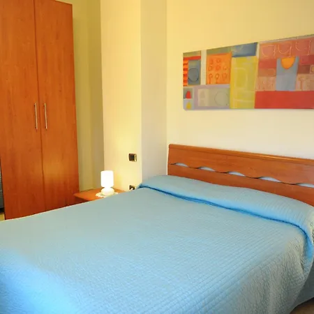 Lux Aparthotel 3*