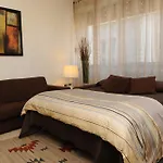 شقة فندقية Lux 3*